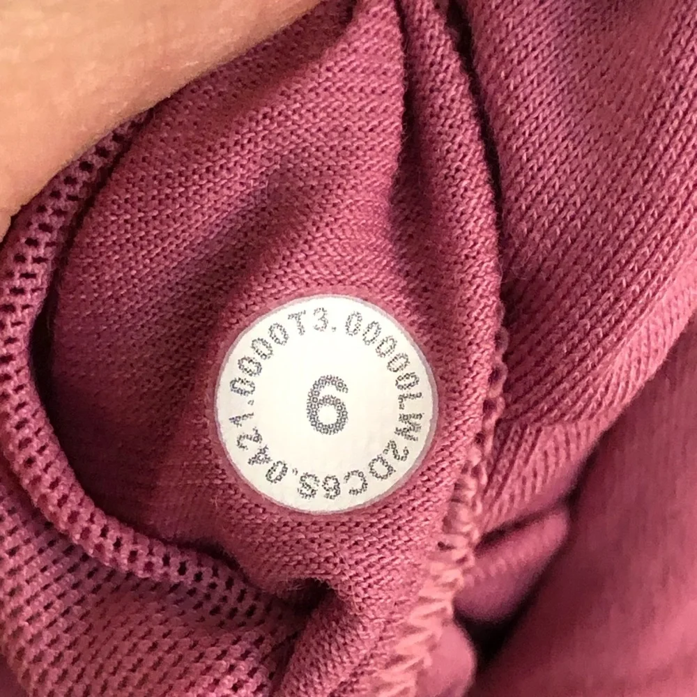 Rare Lululemon Nulu Front-Darting Yoga Bra padded Support B/C Cup - size 6 pink - Picture 12 of 12